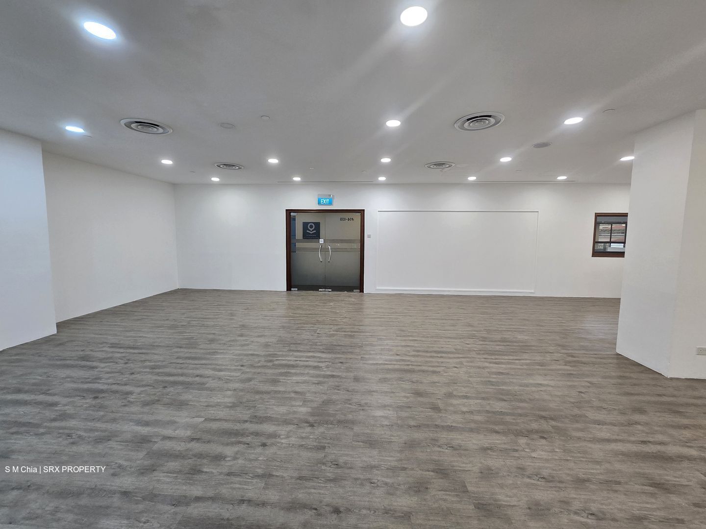 The Riverwalk / Riverwalk Apartments (D1), Office #542371391